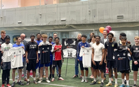 daytona wolves team pic with executives